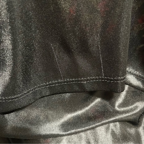 Peter Nygard Chain Print Blouse Top XL Trumpet Sleeve Red Black Career - Picture 7 of 9